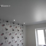 Одноуровневые потолки