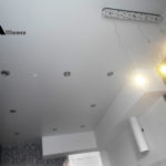 Одноуровневые потолки